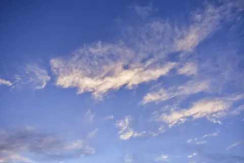 Pastel Sky 4K Wallpaper · minimal · 3840×2560