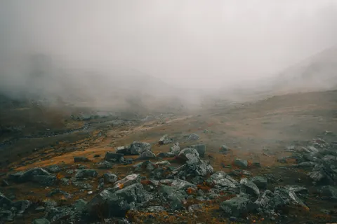 Fond d'écran Minimaliste 4K · minimal · 3840×2560