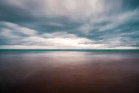 Sfondo Acqua immobile 4K · minimal · 3840×2560
