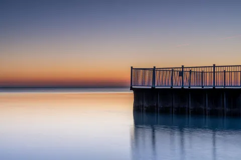Still Water 4K Wallpaper · minimal · 3840×2560