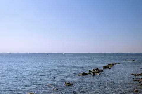 Still Water 4K Wallpaper · minimal · 3840×2560