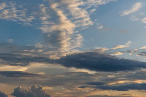 Pastel Clouds 4K Wallpaper · minimal · 3840×2560