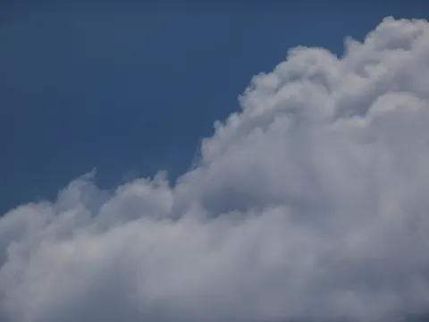 Pastel Clouds 4K Wallpaper · minimal · 3840×2880