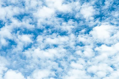 Pastel Clouds 4K Wallpaper · minimal · 3840×2560