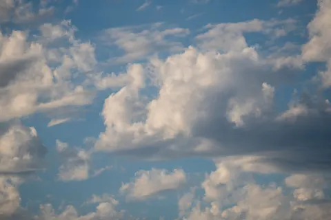 Pastel Clouds 4K Wallpaper · minimal · 3840×2560