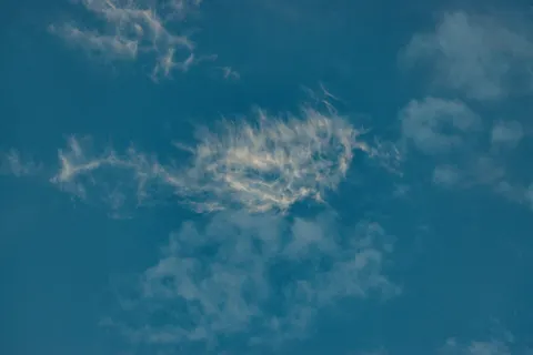 Pastel Clouds 4K Wallpaper · minimal · 3840×2560