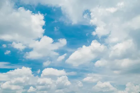 Pastel Clouds 4K Wallpaper · minimal · 3840×2560