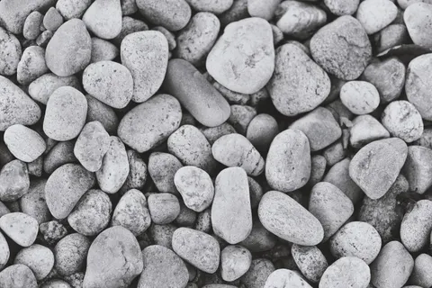 Zen Stones 4K Wallpaper · minimal · 3840×2560