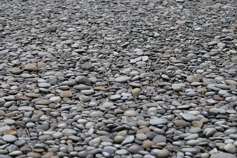 Zen Stones 4K Wallpaper · minimal · 3840×2561