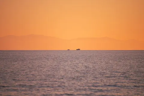 Gradient Horizon 4K Wallpaper · minimal · 3840×2560