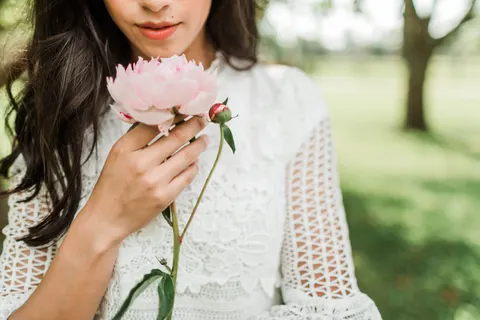 Peony 4K Wallpaper · flowers · 3840×2560