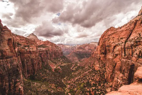 Schlucht 4K Hintergrundbild · nature · 3840×2560