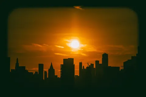 Fondo de pantalla Skyline de Nueva York 4K · city · 3840×2560