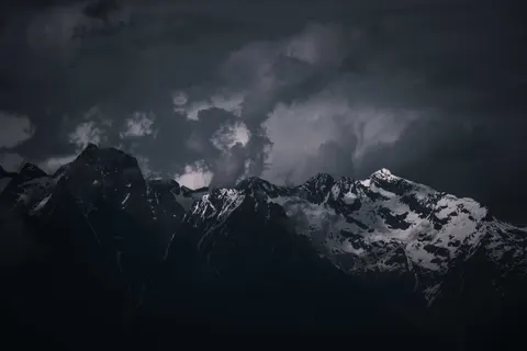 Dark Mountains 4K Wallpaper · dark · 3840×2560
