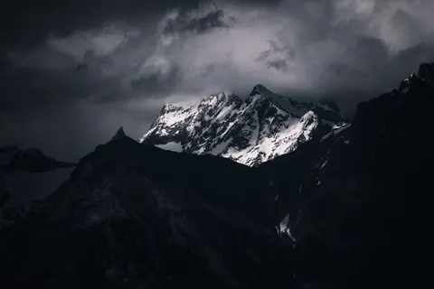 Dark Mountains 4K Wallpaper · dark · 3840×2560