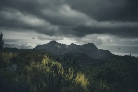 Dark Mountains 4K Wallpaper · dark · 3840×2560