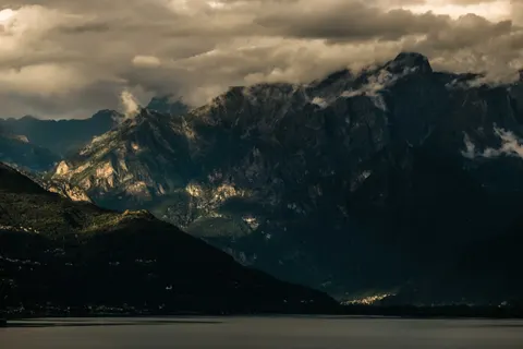 Dark Mountains 4K Wallpaper · dark · 3840×2560