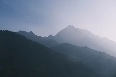 Dark Mountains 4K Wallpaper · dark · 3840×2560