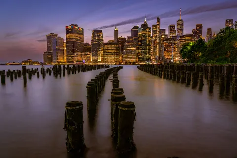 Fondo de pantalla Skyline de Nueva York 4K · city · 3840×2561