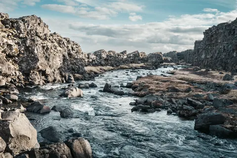 Iceland Falls 4K Wallpaper · waterfall · 3840×2560