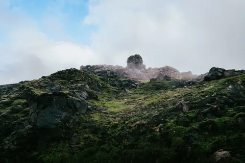 Iceland Falls 4K Wallpaper · waterfall · 3840×2560