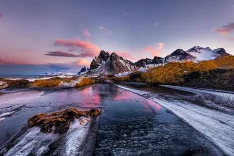 Iceland Falls 4K Wallpaper · waterfall · 3840×2560