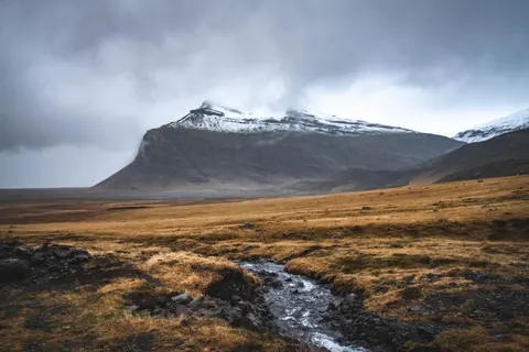 Iceland Falls 4K Wallpaper · waterfall · 3840×2560