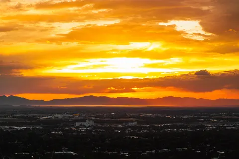 Golden Sunset 4K Wallpaper · sunset · 3840×2560