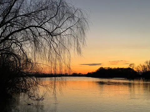 Sunset Silhouette 4K Wallpaper · sunset · 3840×2880