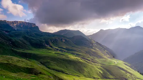 Sunset Mountains 4K Wallpaper · sunset · 3840×2160