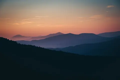 Sunset Mountains 4K Wallpaper · sunset · 3840×2563