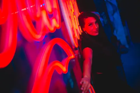 Neon Lights 4K Wallpaper · neon · 3840×2563
