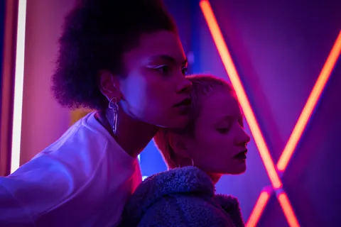 Neon Lights 4K Wallpaper · neon · 3840×2560