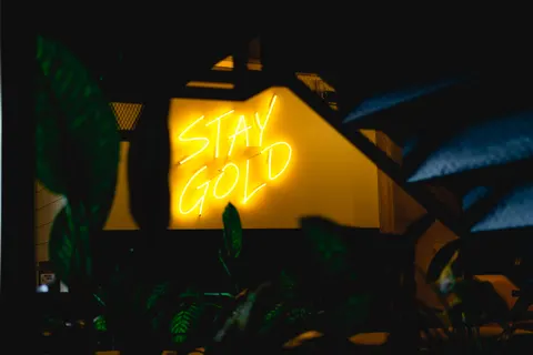 Neon Sign 4K Wallpaper · neon · 3840×2560