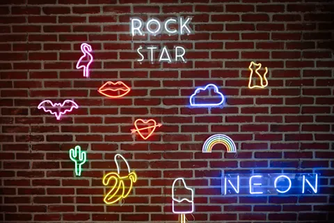 Neon Sign 4K Wallpaper · neon · 3840×2560