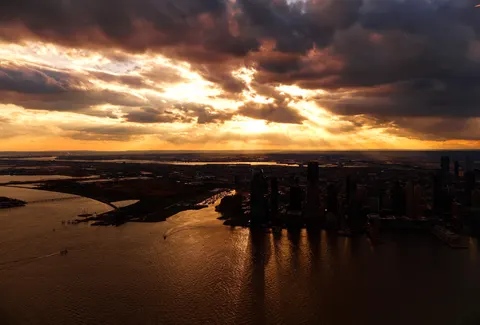 纽约天际线 4K壁纸 · city · 3840×2597