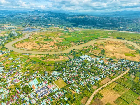 Aerial River 4K Wallpaper · aerial · 3840×2880