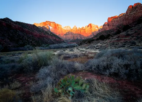 Canyon 4K Wallpaper · nature · 3840×2743