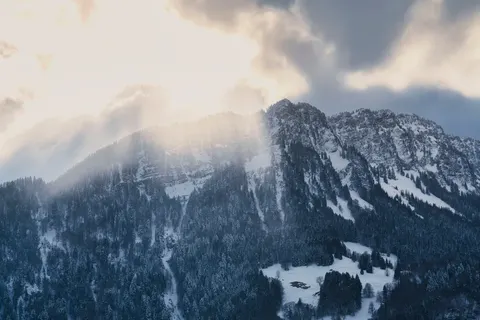 Winter Mountains 4K Wallpaper · winter · 3840×2561