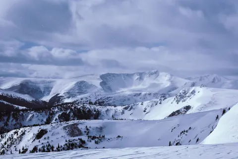 Winter Mountains 4K Wallpaper · winter · 3840×2560