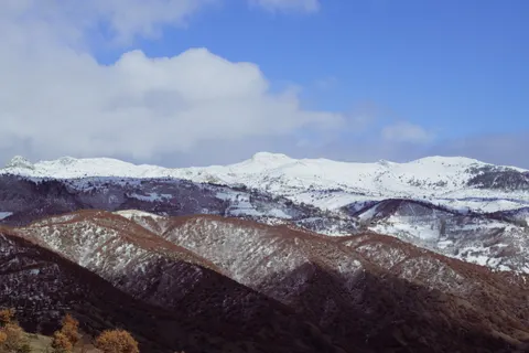 Winter Mountains 4K Wallpaper · winter · 3840×2560