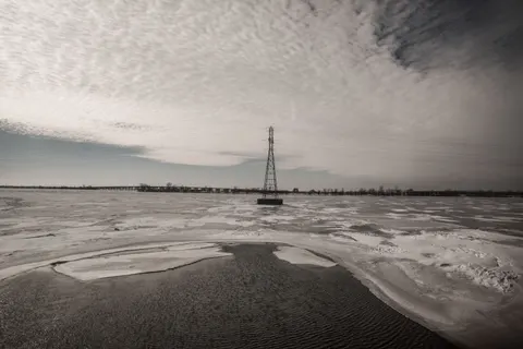 Winter Lake 4K Wallpaper · winter · 3840×2563