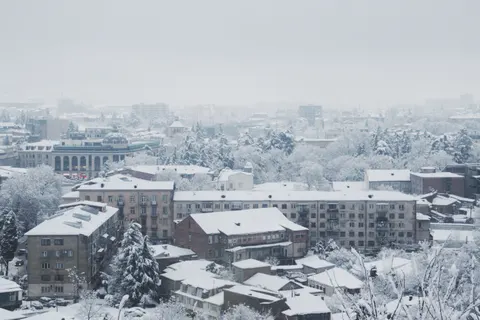 Snowfall 4K Wallpaper · winter · 3840×2563