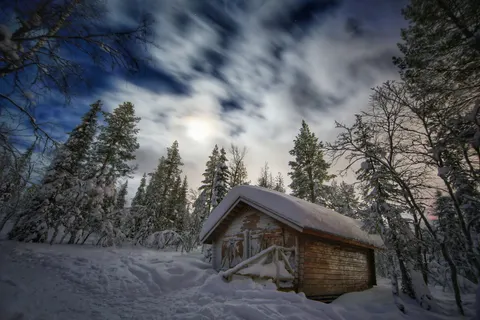 Winter Cabin 4K Wallpaper · winter · 3840×2560