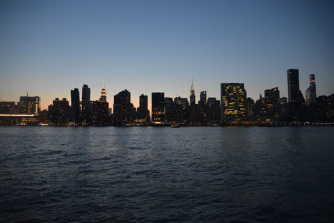 خلفية أفق نيويورك بدقة 4K · city · 3840×2563