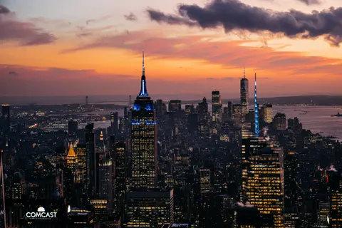 Fondo de pantalla Skyline de Nueva York 4K · city · 3840×2560