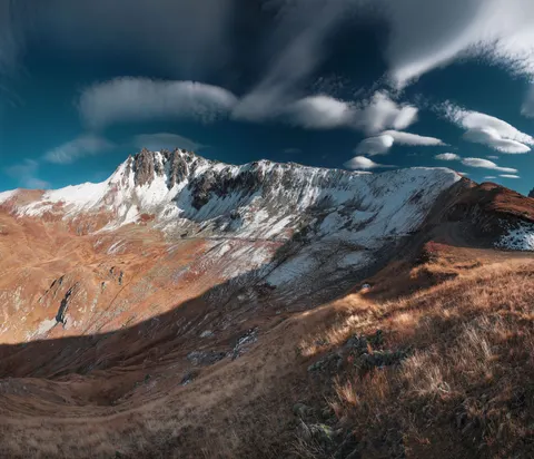 Autumn Mountains 4K Wallpaper · autumn · 3840×3298