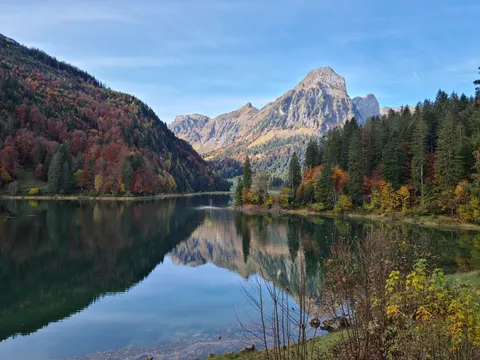 Autumn Mountains 4K Wallpaper · autumn · 3840×2880