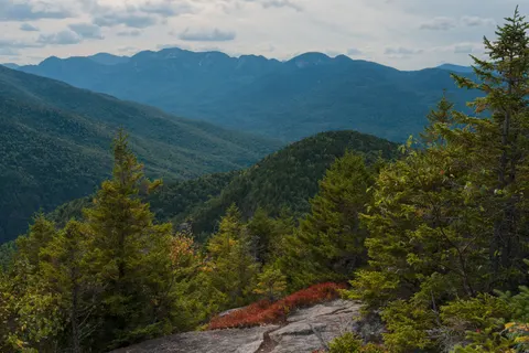 Autumn Mountains 4K Wallpaper · autumn · 3840×2560