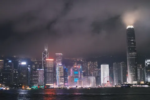 Tapeta Hongkong Nocą 4K · city · 3840×2560